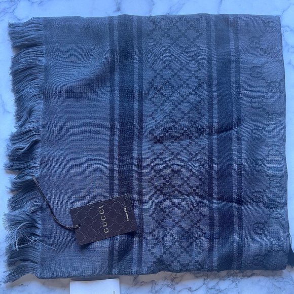 Gucci GG Grey Shawl Scarf - Picture 1 of 5